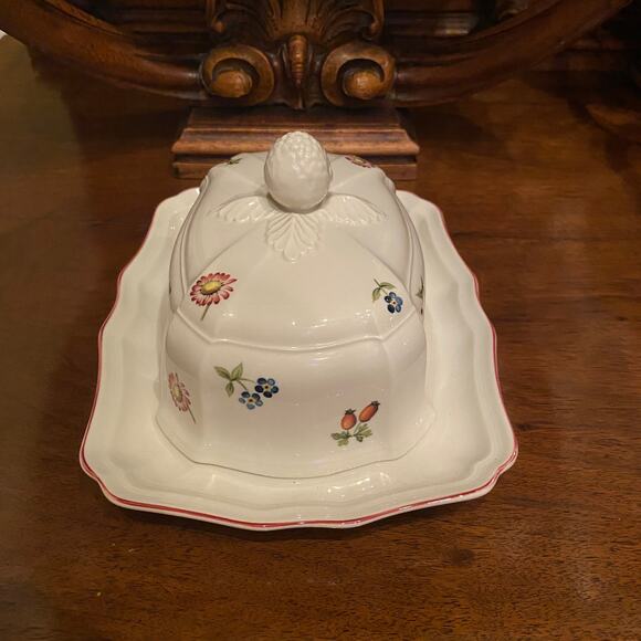 MINT Villeroy & Boch Petite Fleur Butter Dish Villeroy and Boch - Picture 4 of 8